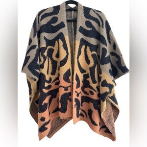 On Blue Women’s Abstract Ombre Knit Cardigan Poncho OS